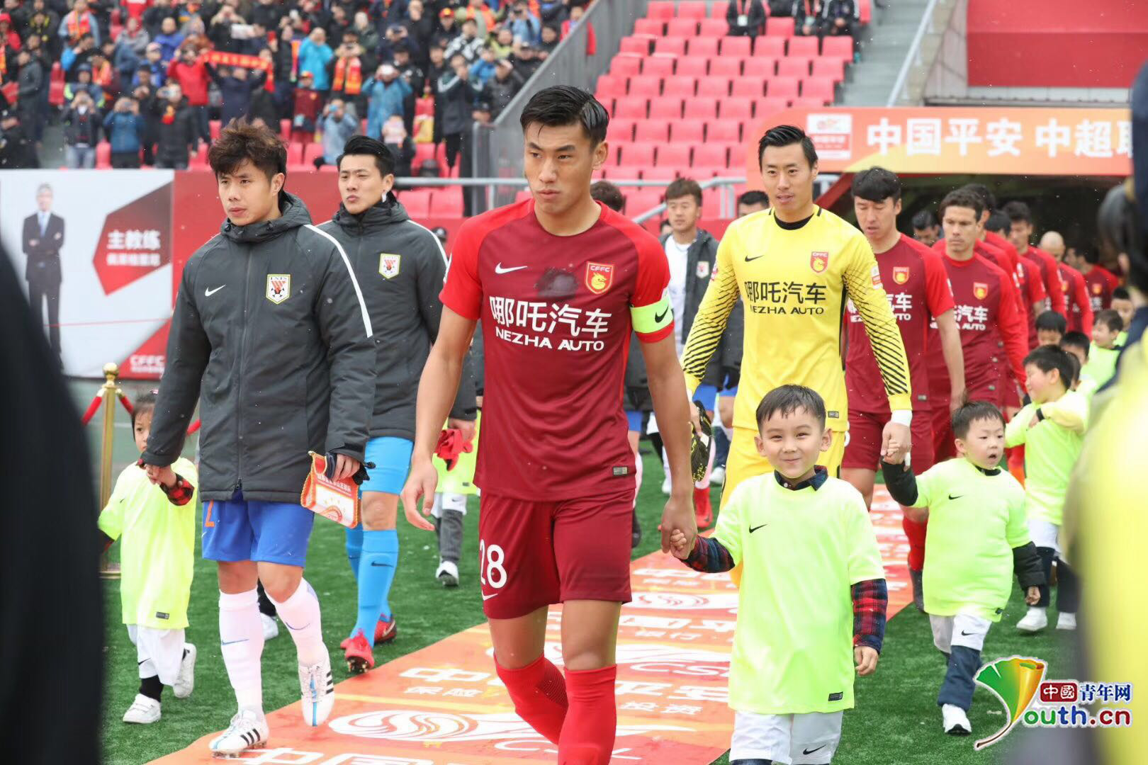 本赛季俱乐部双人组进球榜：凯恩+迪亚斯37球高居第一（本季俱乐部双人组进球排行：凯恩与迪亚斯37球登顶）