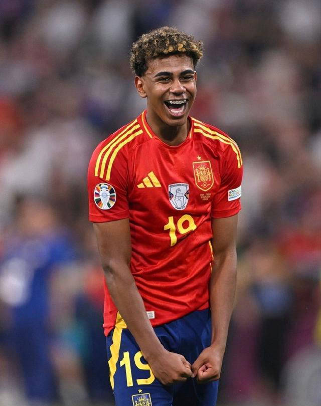 国乒下下签！王楚钦独守半区，梁靖崑三人内战争夺一个晋级名额（签运不佳！王楚钦独守半区，梁靖崑领衔三将内战争夺唯一晋级名额）