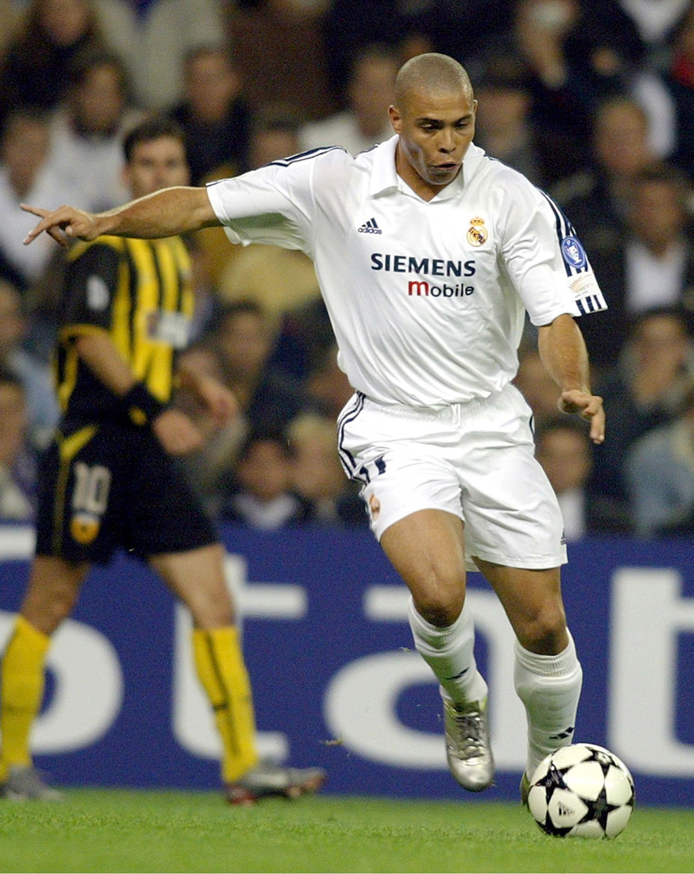 NBA战报：戴维斯24分14板，独行侠119-111击败篮网（NBA简讯：戴维斯24分14篮板，独行侠119-111力克篮网）