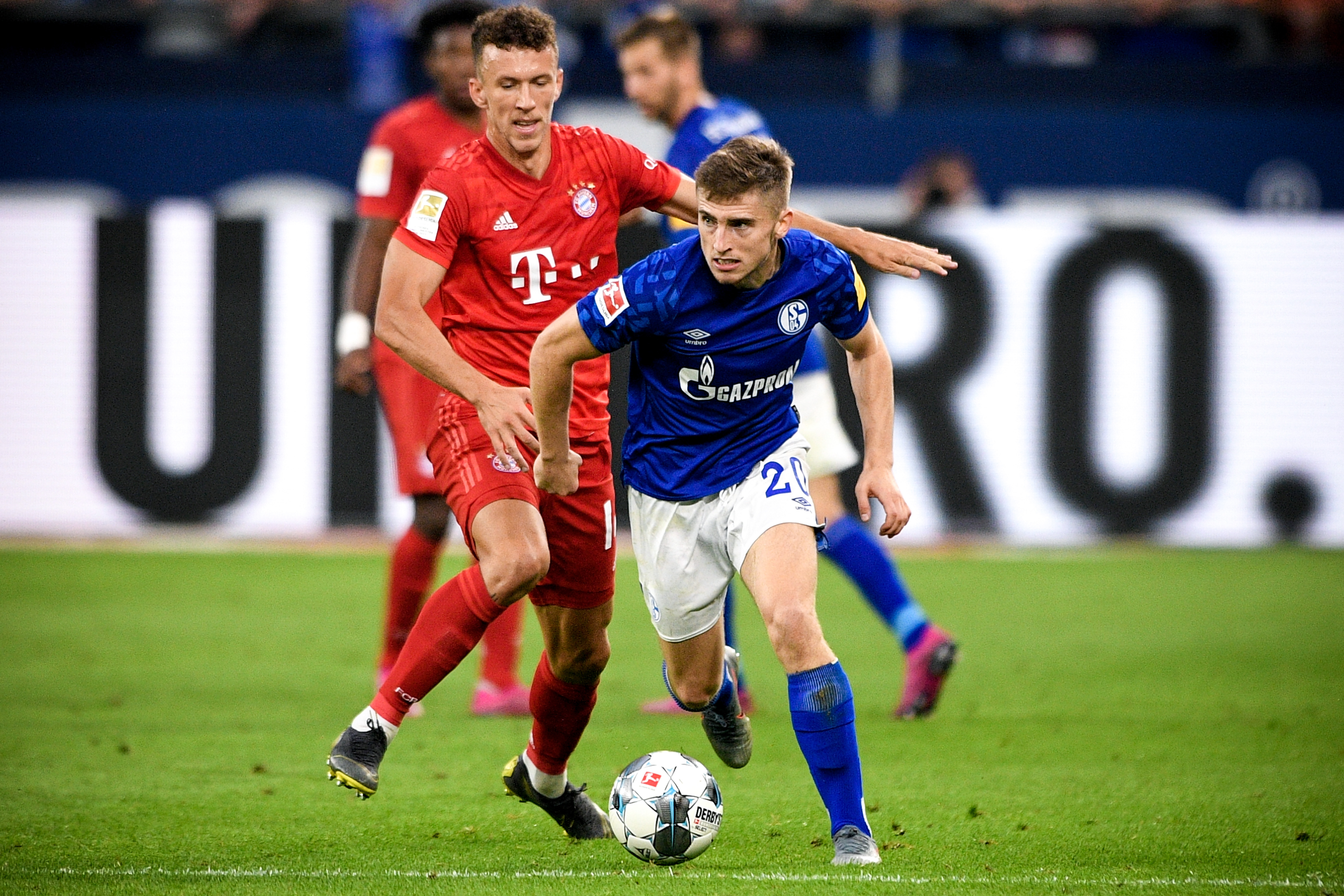 NBA战报：武切维奇28分12板，公牛121-120险胜奇才（武切维奇砍28+12，公牛121-120一分险胜奇才）