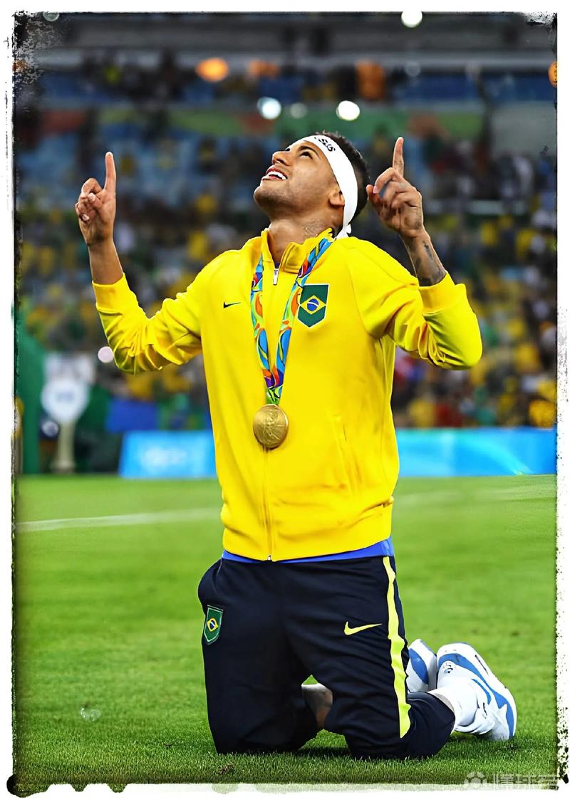 响应中足联文明行动月号召，青岛西海岸启动文明球迷评选活动（青岛西海岸启动文明球迷评选，积极响应中足联文明行动月）