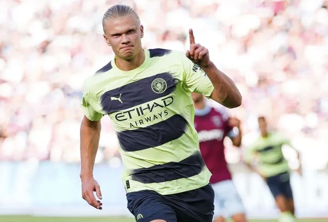 克罗地亚媒体：拜仁球探现场考察哈伊杜克19岁后卫霍达克（克媒称拜仁球探亲赴现场考察哈伊杜克19岁后卫霍达克）